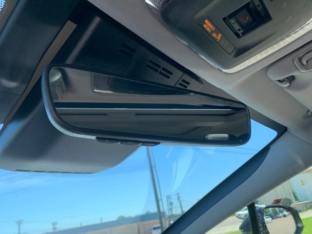 New 2026 Midnight Black Metallic Toyota XLE image 19
