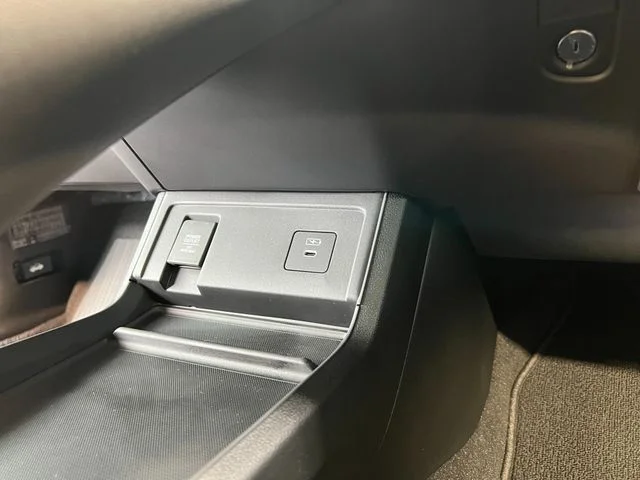 New 2026 Solar Silver Metallic Acura Base image 24