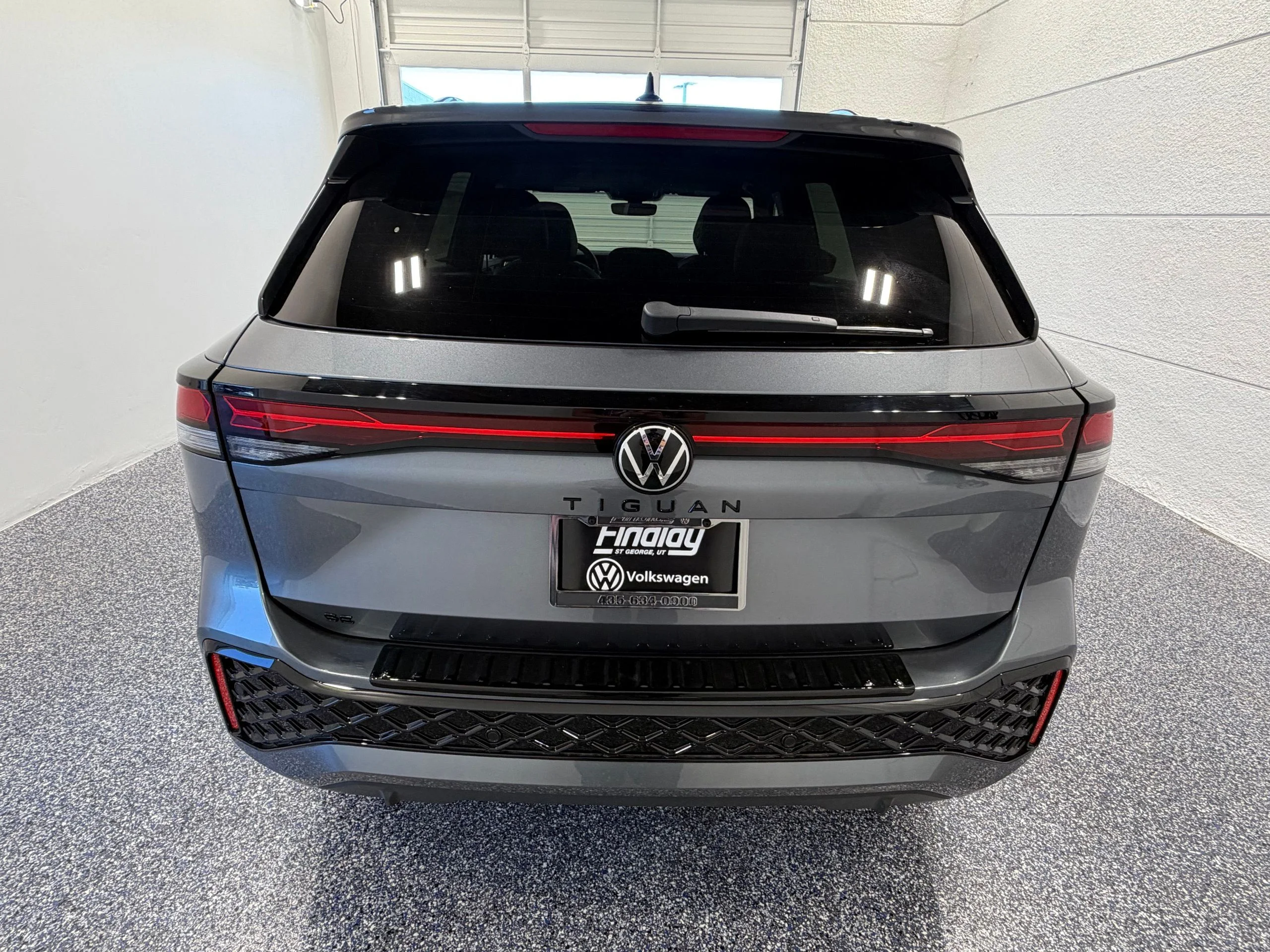 New 2026 Gray Volkswagen SE R-Line Black image 5