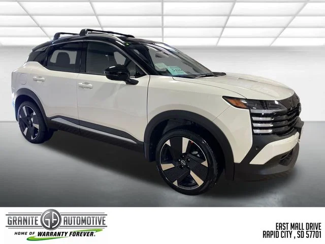 New 2026 Aspen White TriCoat / Super Black Two-tone Nissan SR image 7