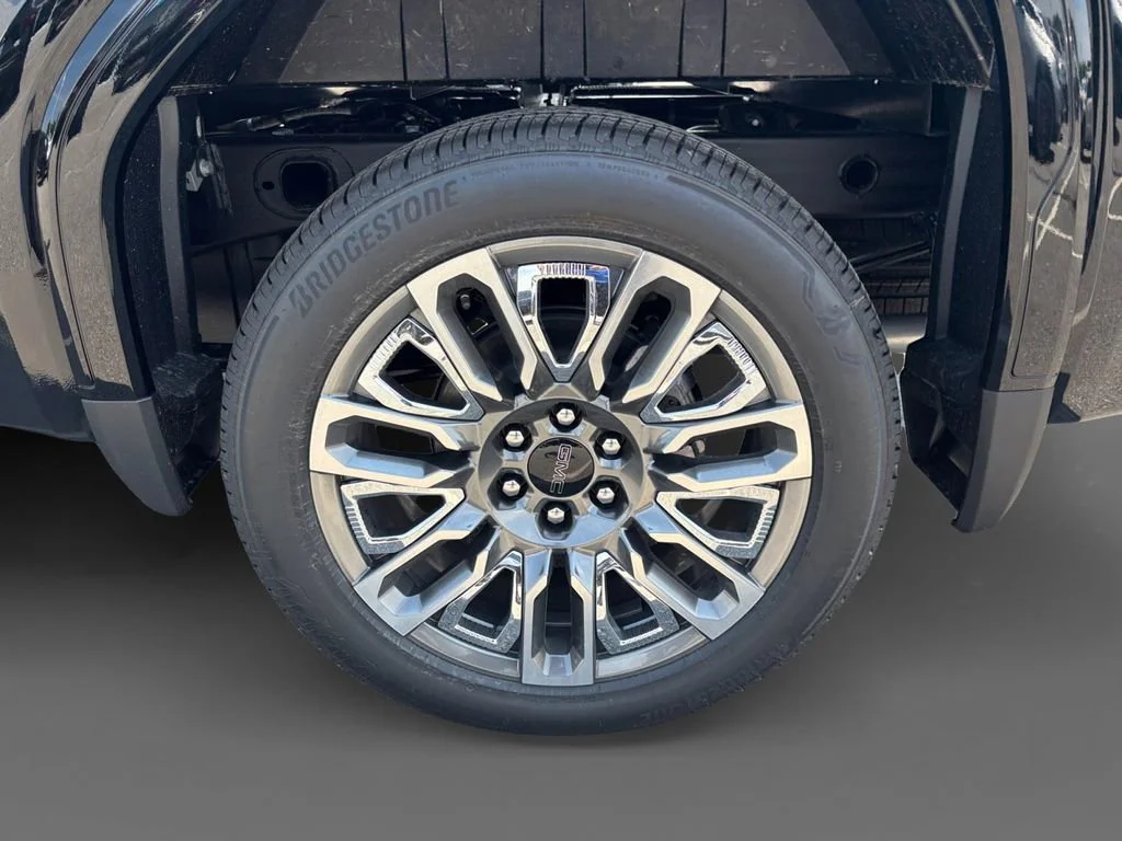 New 2026 Onyx Black GMC Denali Ultimate image 8