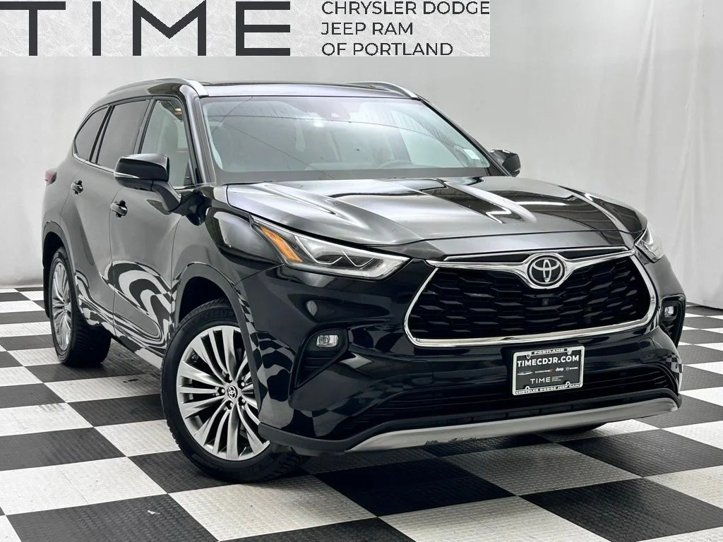 Used 2022 Black Toyota Platinum image 1