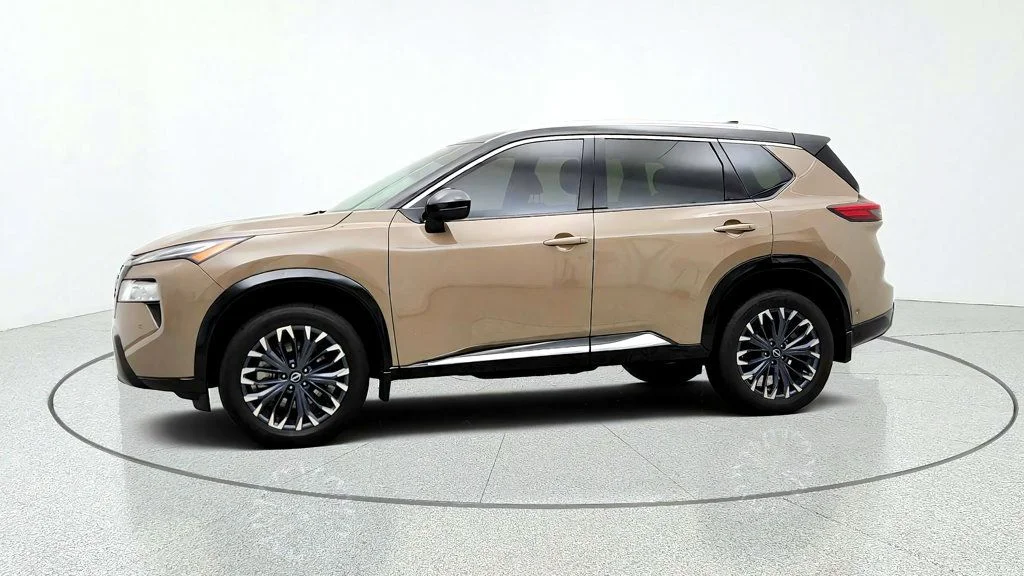 Used 2025 Baja Storm Metallic/Super Black Nissan AWD Platinum w/ ProPILOT Assist 2.1 & Head-Up Display image 8