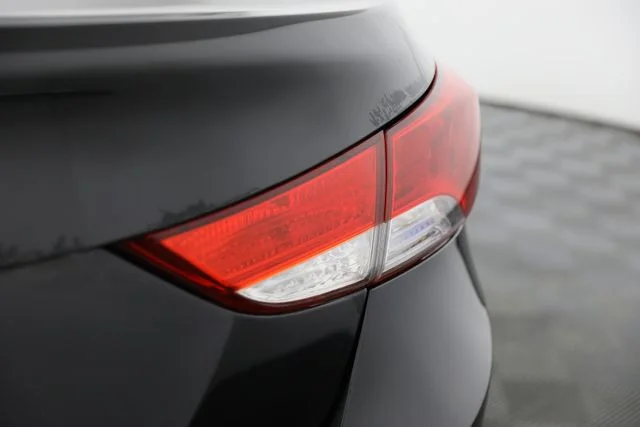 Used 2013 Black Hyundai GLS image 15