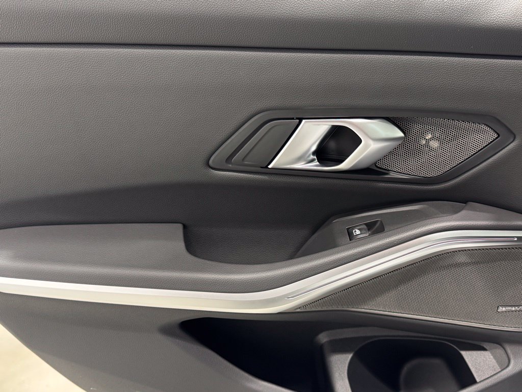 2026 BMW 3 Series 330i - Photo 20