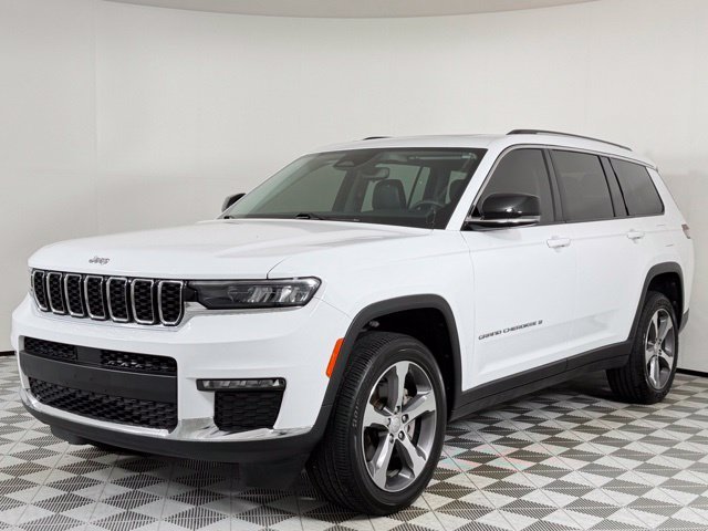 Used 2024 Bright White Clearcoat Jeep Limited image 3