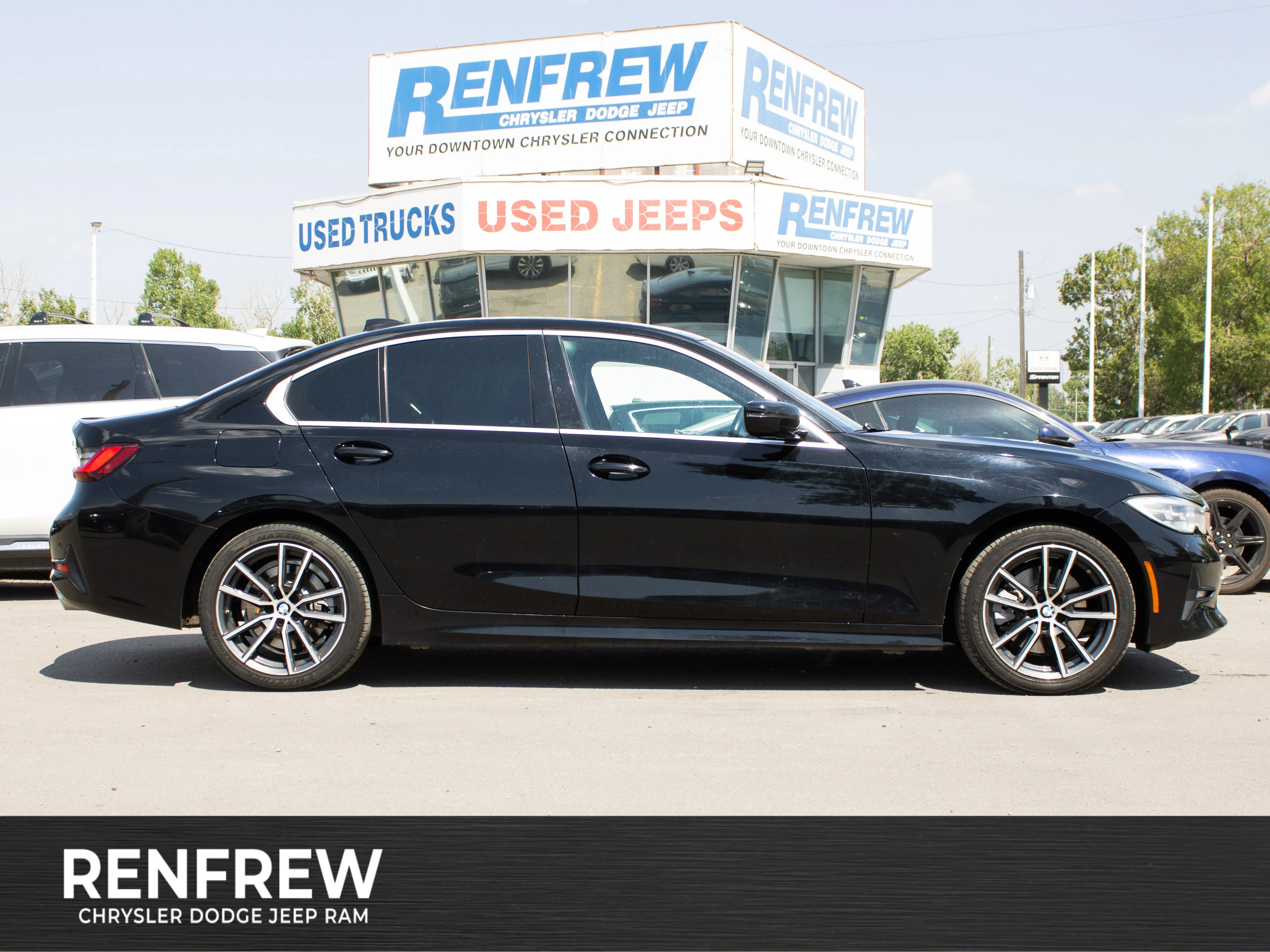 Certified Used 2022 Black BMW 330i xDrive*No Accidents | Heated Leather | Backup Camera | Nav | 255 HP | Apple CarPlay | AWD image 1
