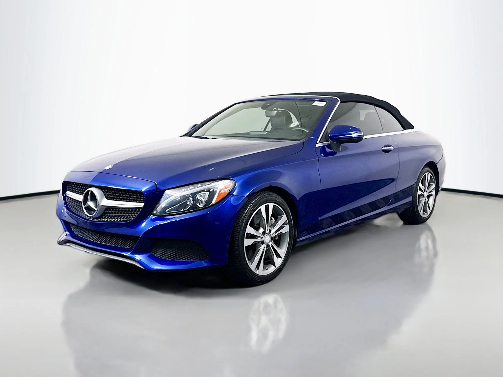 Used 2017 Brilliant Blue Metallic Mercedes-Benz C 300 image 3