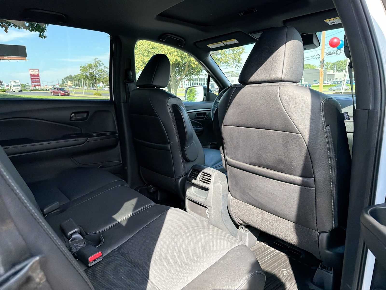 2023 Honda Passport EX-L - Photo 14