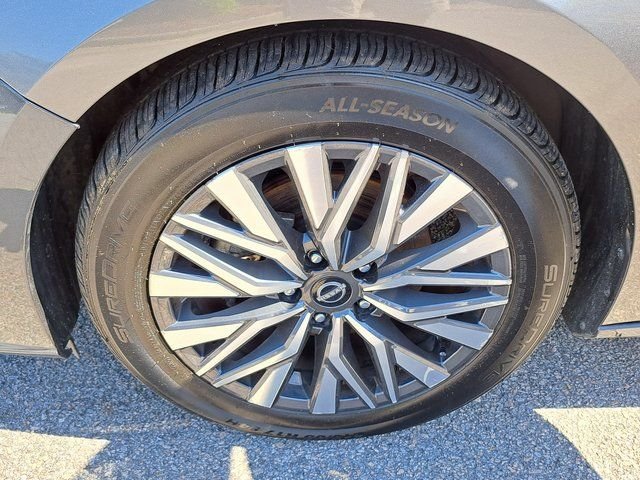2024 Nissan Altima SV - Photo 30