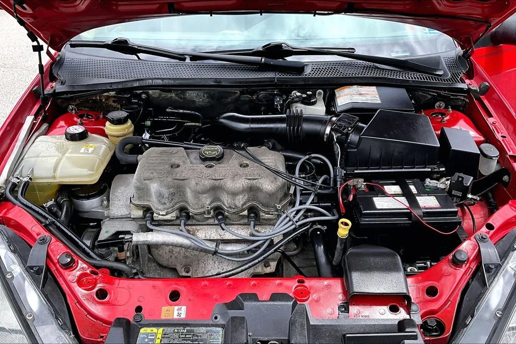 Used 2001  Ford SE image 28
