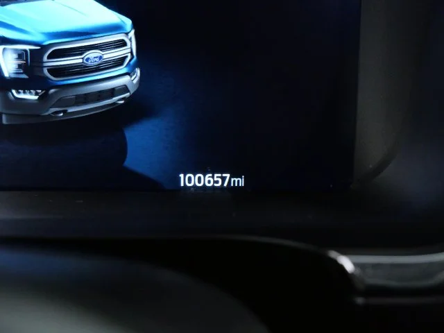 Used 2021 Gray Ford Lariat image 21