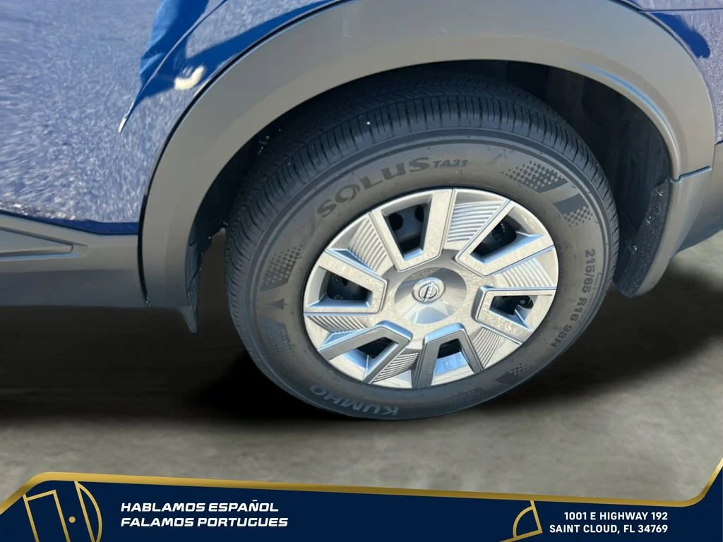 Used 2025 Blue Nissan S FWD image 11