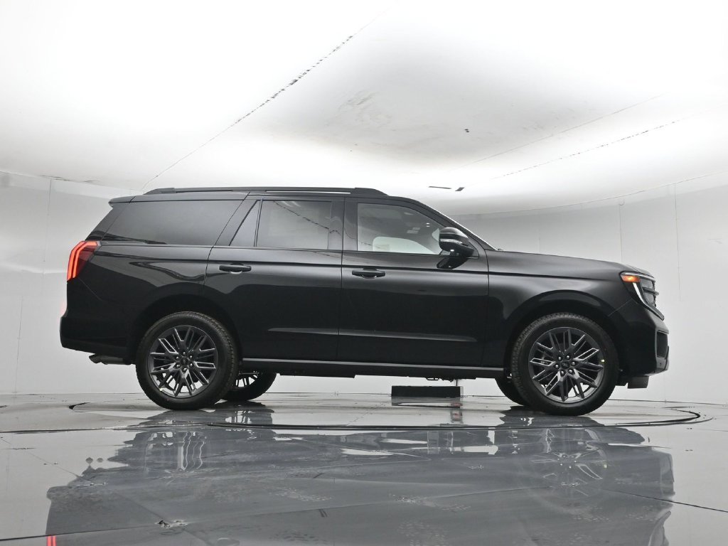 New 2027 Agate Black Metallic Ford Platinum image 51
