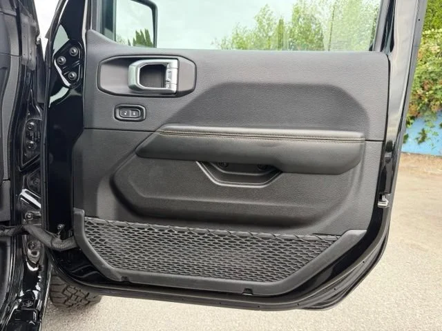 Used 2024 Black Clearcoat Jeep Sahara 4xe image 11