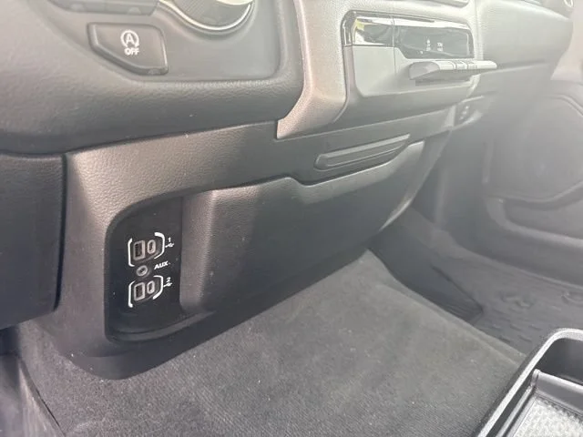 New 2020 Bright White Clearcoat Ram Big Horn image 29