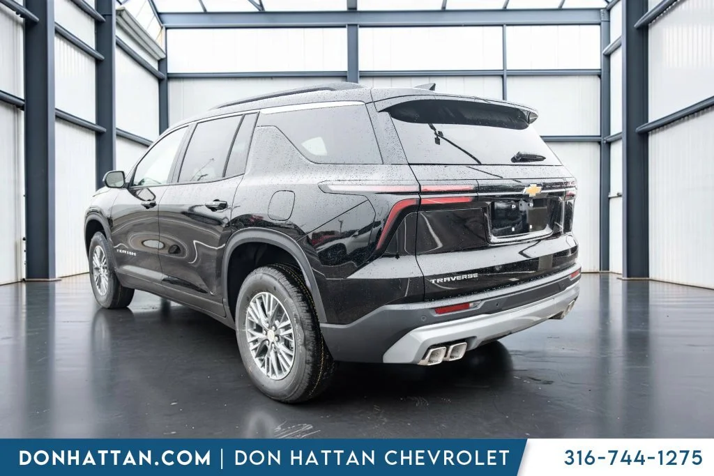 2027 Chevrolet Traverse LT - Photo 28