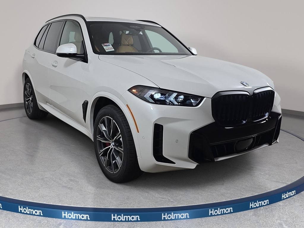 New 2026 Mineral White Metallic BMW xDrive40i image 3