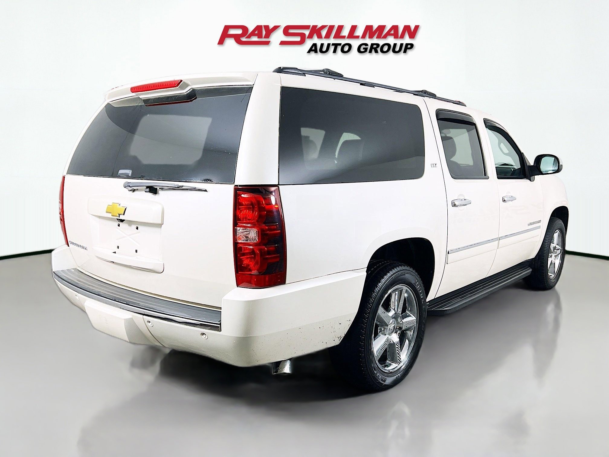 2013 Chevrolet Suburban LTZ - Photo 7