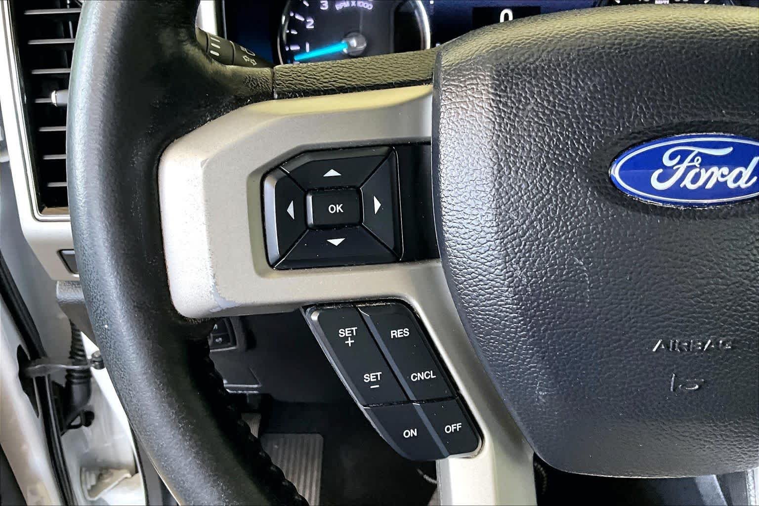 Used 2019 Oxford White Ford LARIAT image 23