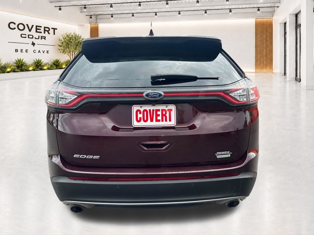 Used 2018 Red Ford SEL image 9