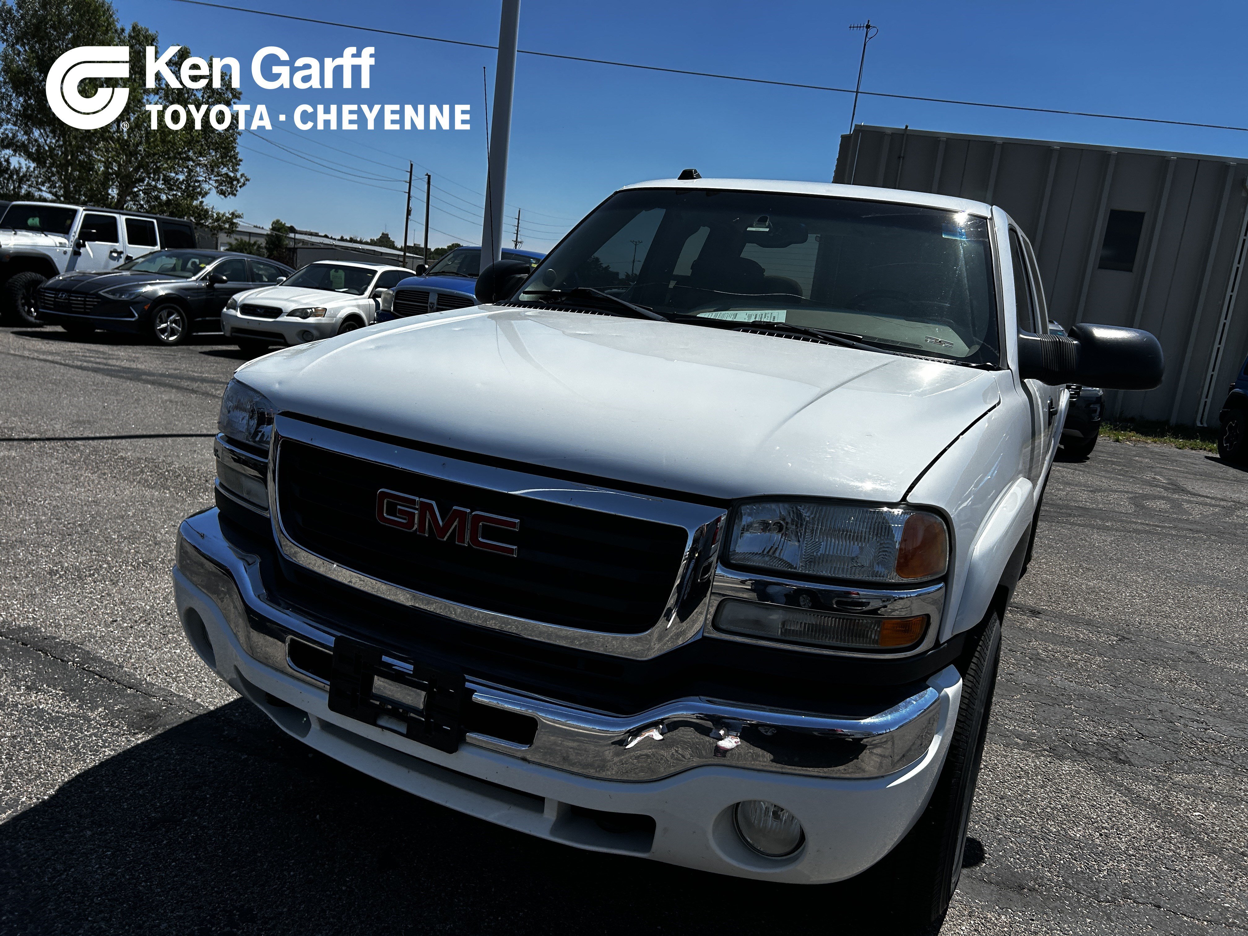 2004 GMC Sierra 4WD Extended Cab SLE's photo
