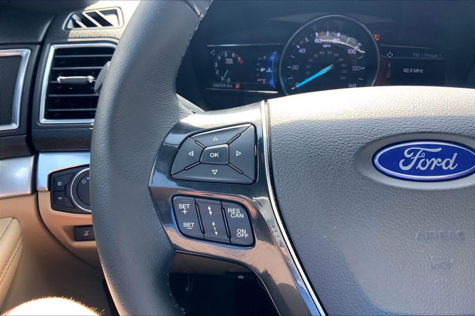 Used 2017 White Gold Metallic Ford Limited image 20
