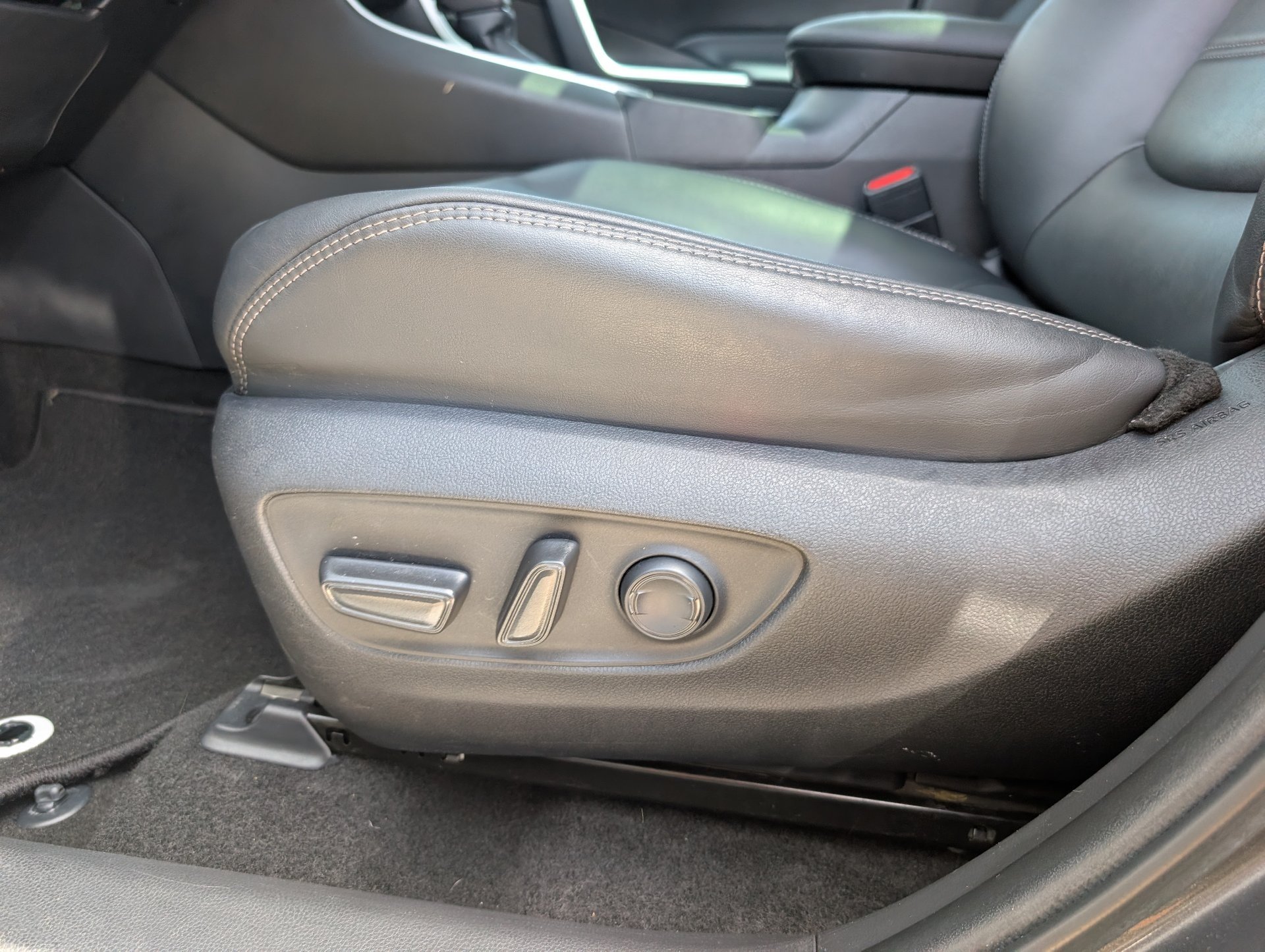 Used 2023 Gray Toyota XLE Premium image 20