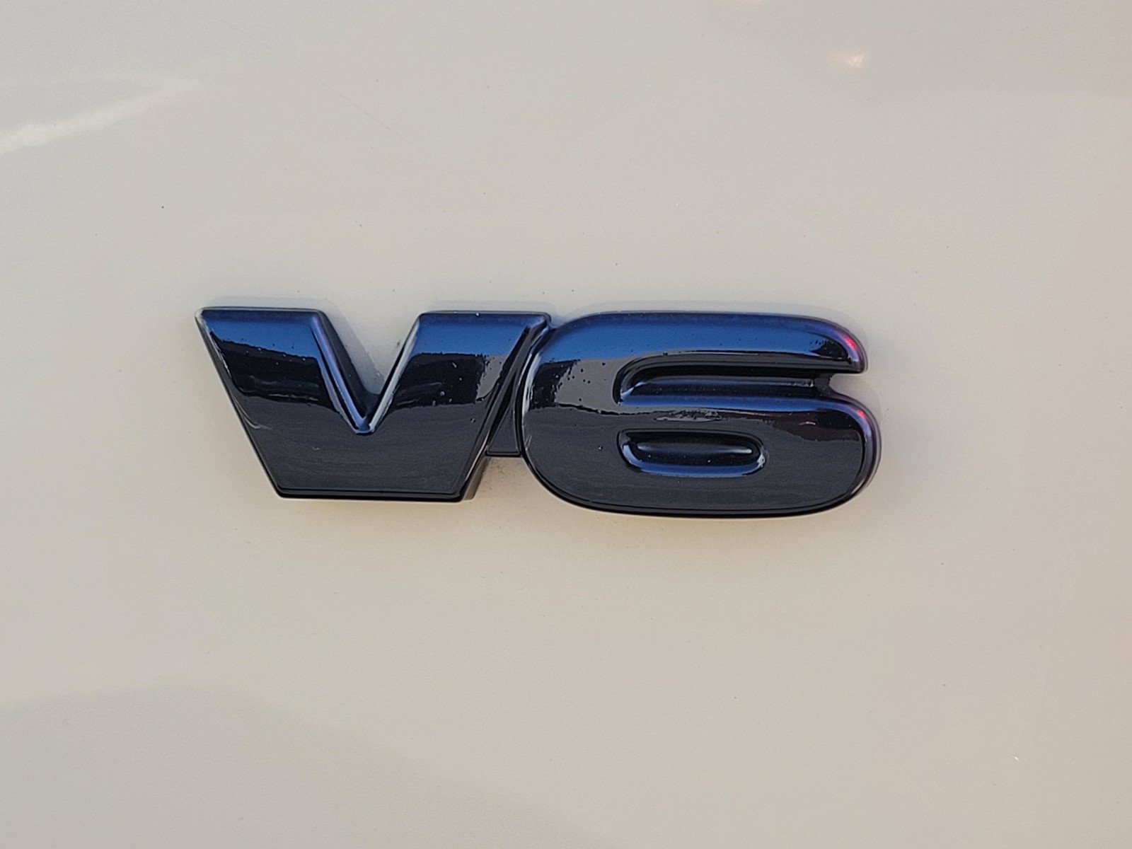 Used 2019  Toyota  image 10