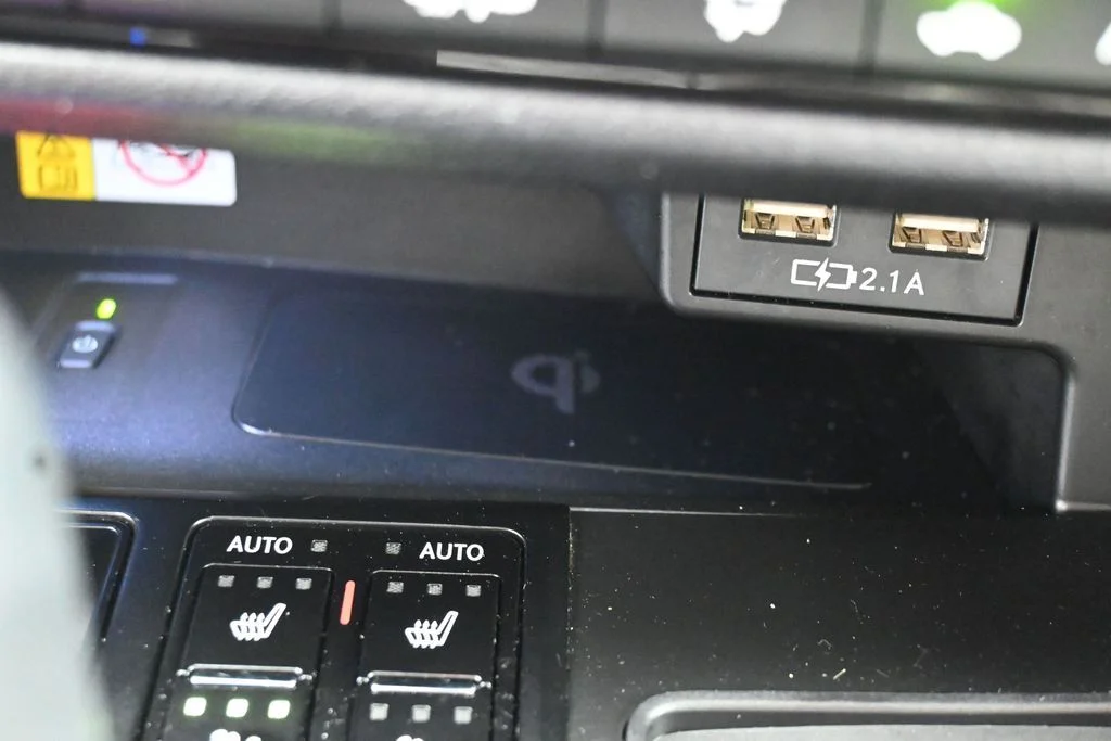 Used 2022 Black Lexus 350 image 19