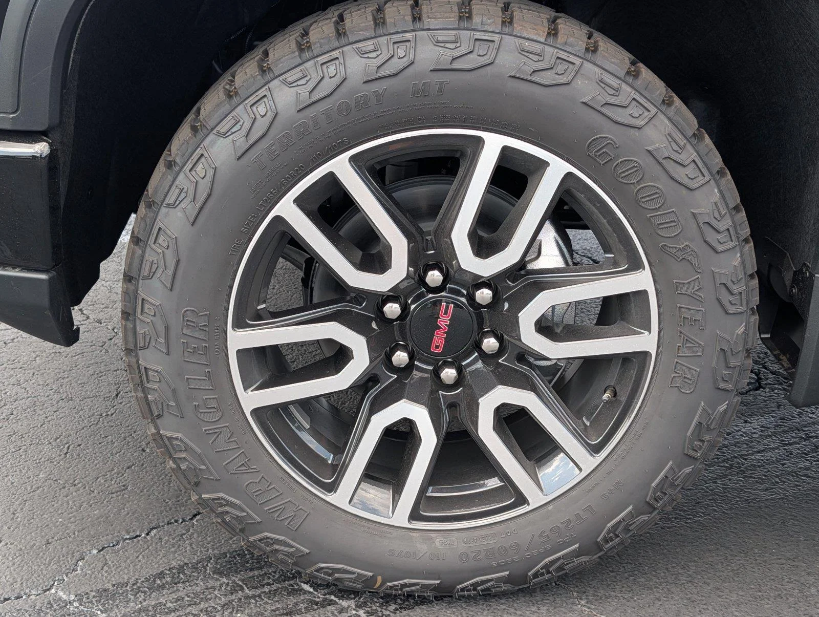 New 2026 Onyx Black GMC AT4 image 11