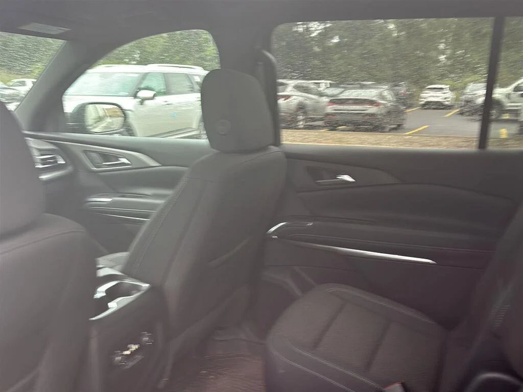 Used 2026 Sterling Gray Metallic Chevrolet FWD LT image 17