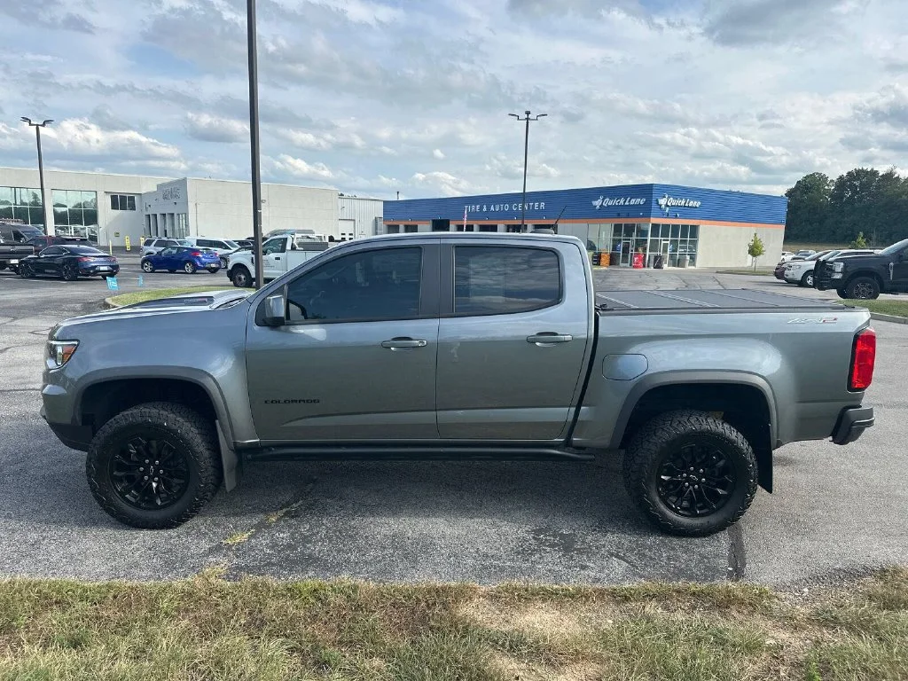 Used 2021 Gray Chevrolet ZR2 image 8