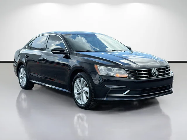 2018 Volkswagen Passat 2.0T SE