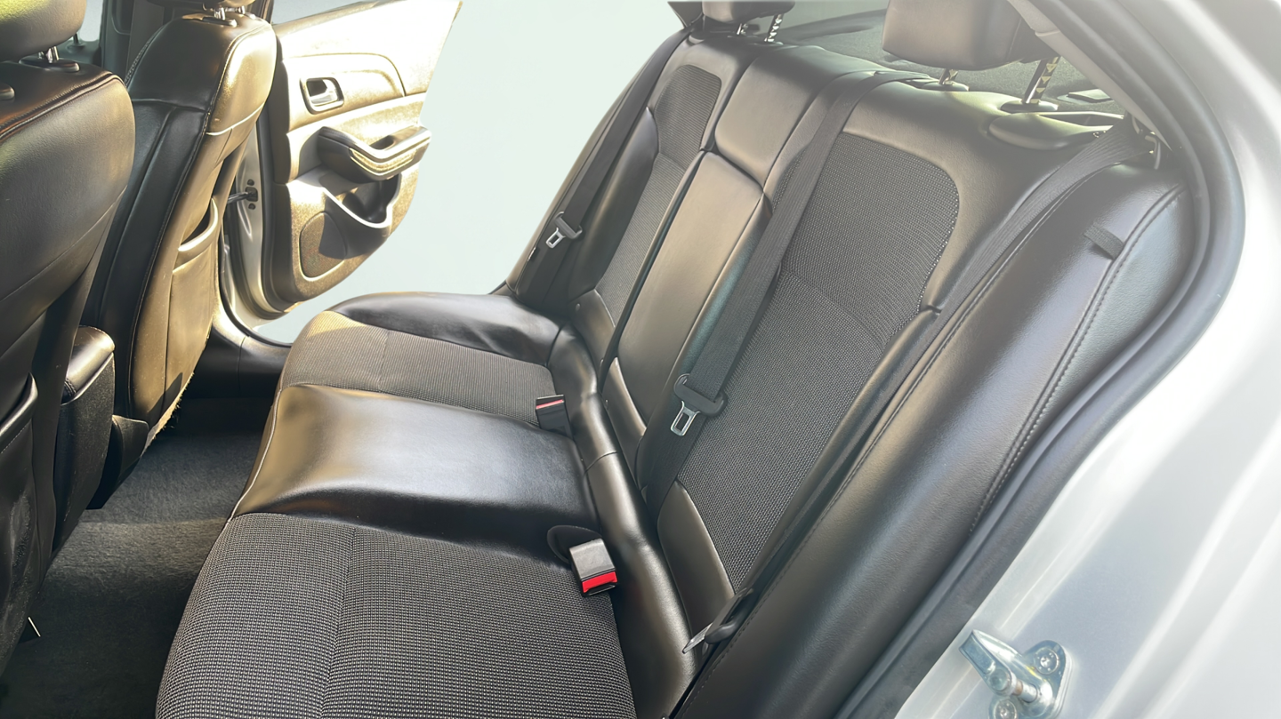 Used 2016 Silver Chevrolet LT image 17