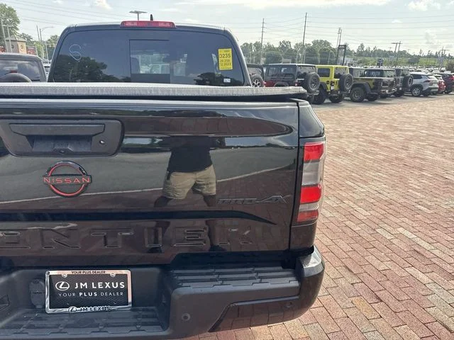Used 2023 Black Nissan PRO-4X image 11