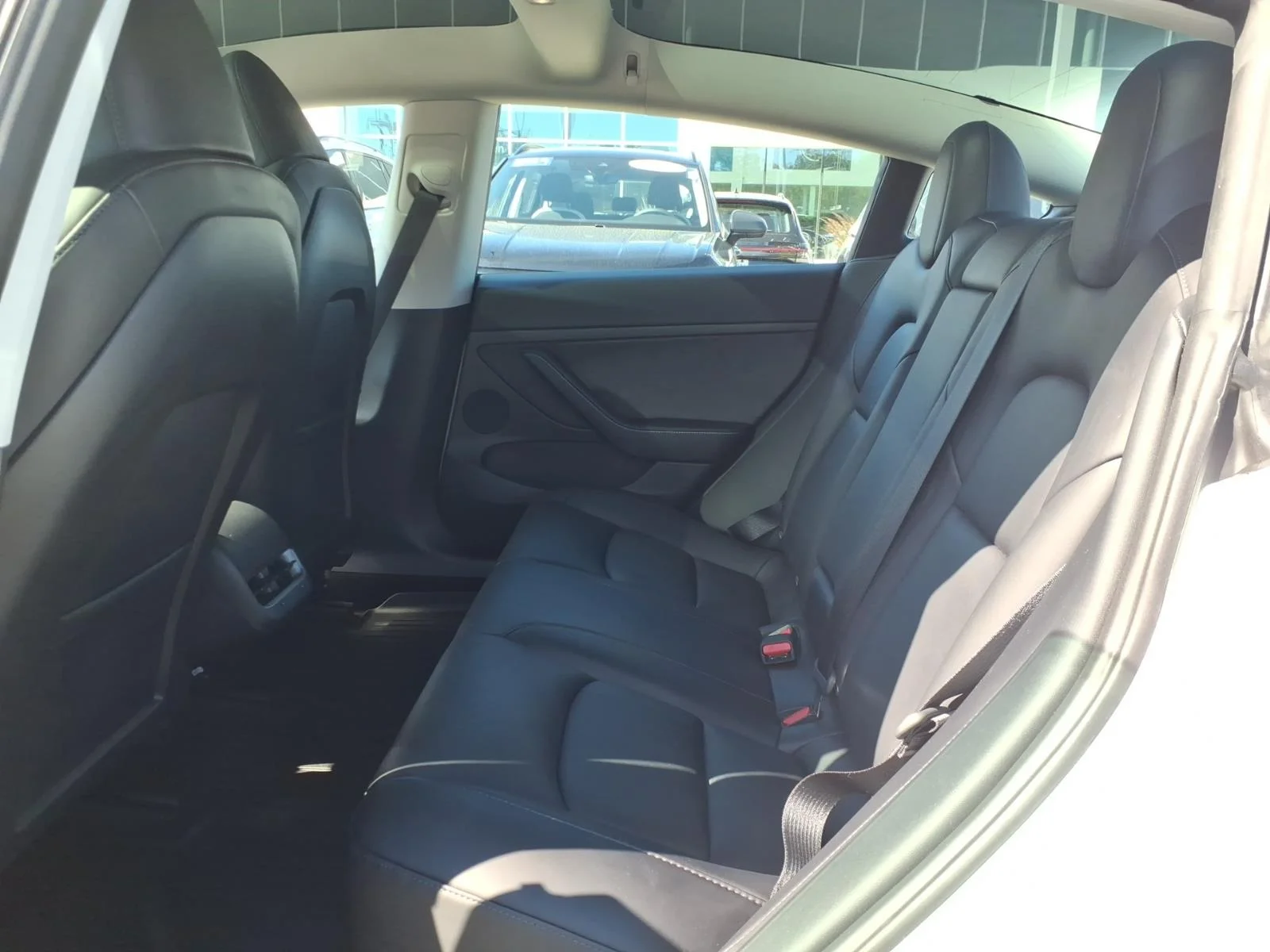 Used 2023 WHITE Tesla  image 13