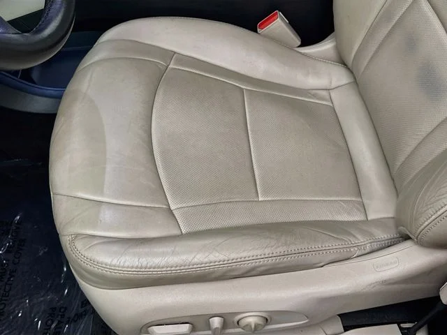 Certified Used 2018 White Frost Tri-Coat Buick Essence image 18