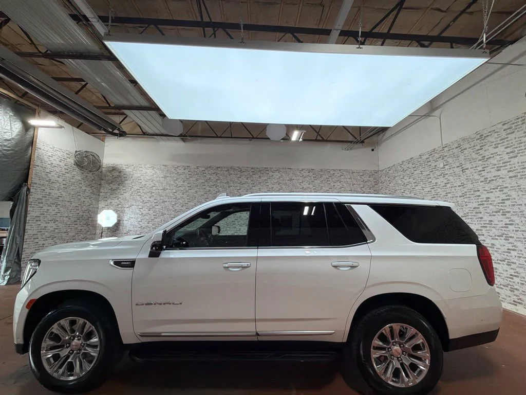 Used 2024 White Frost Tricoat GMC Denali image 4