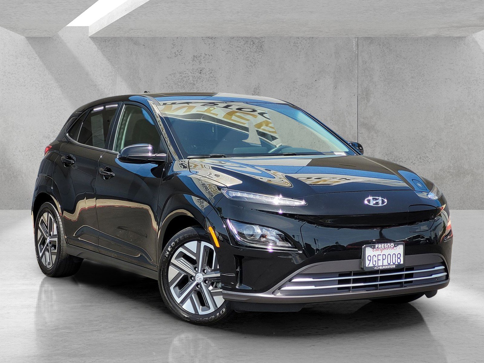 2023 Hyundai Kona Electric SEL's photo