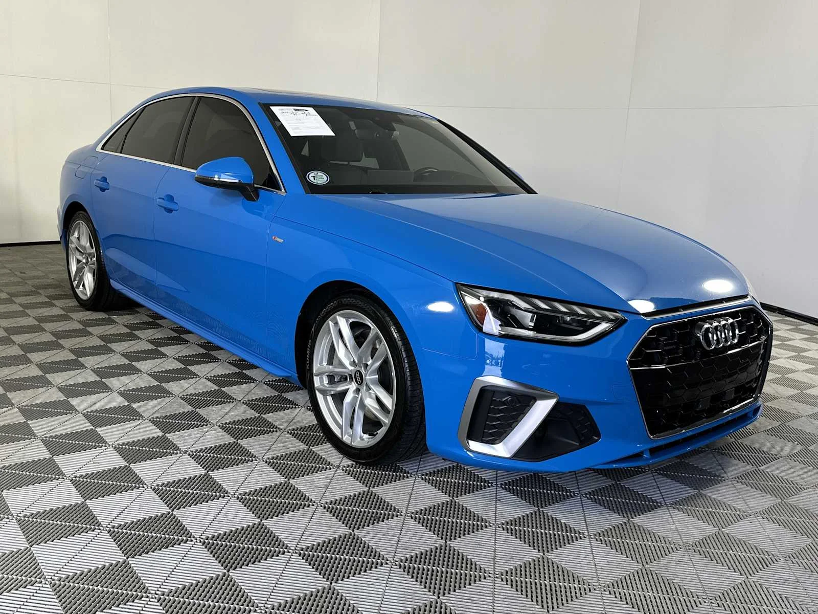 2022 Audi A4 45 TFSI Premium Plus quattro S tronic's photo