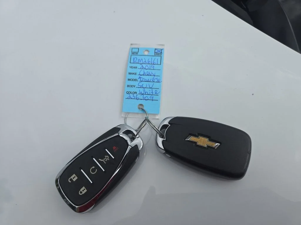 Used 2019 White Chevrolet RS image 39