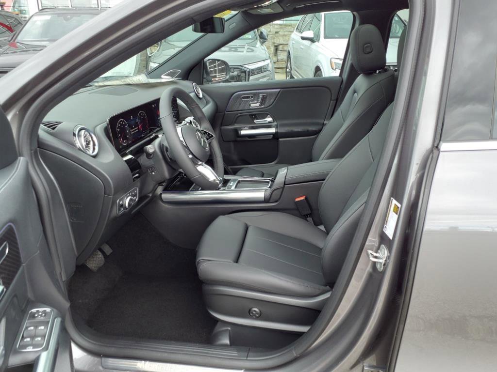 Certified Used 2025 Mountain Grey Met Mercedes-Benz GLA 250 image 10
