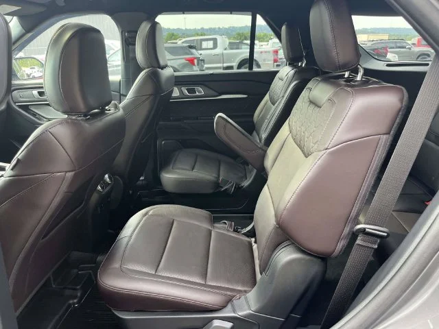 Used 2025 Gray Ford Platinum image 13
