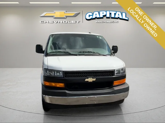 Used 2022 Summit White Chevrolet WT image 9