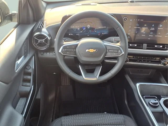 New 2027 Summit White Chevrolet AWD LT image 4