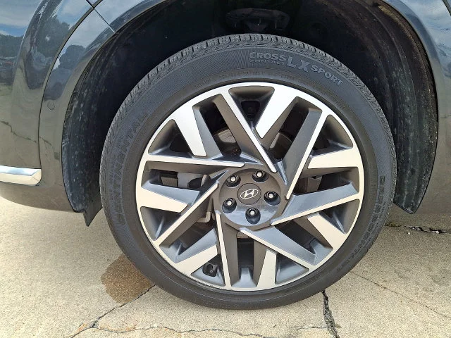 Used 2023 Gray Hyundai Calligraphy image 28