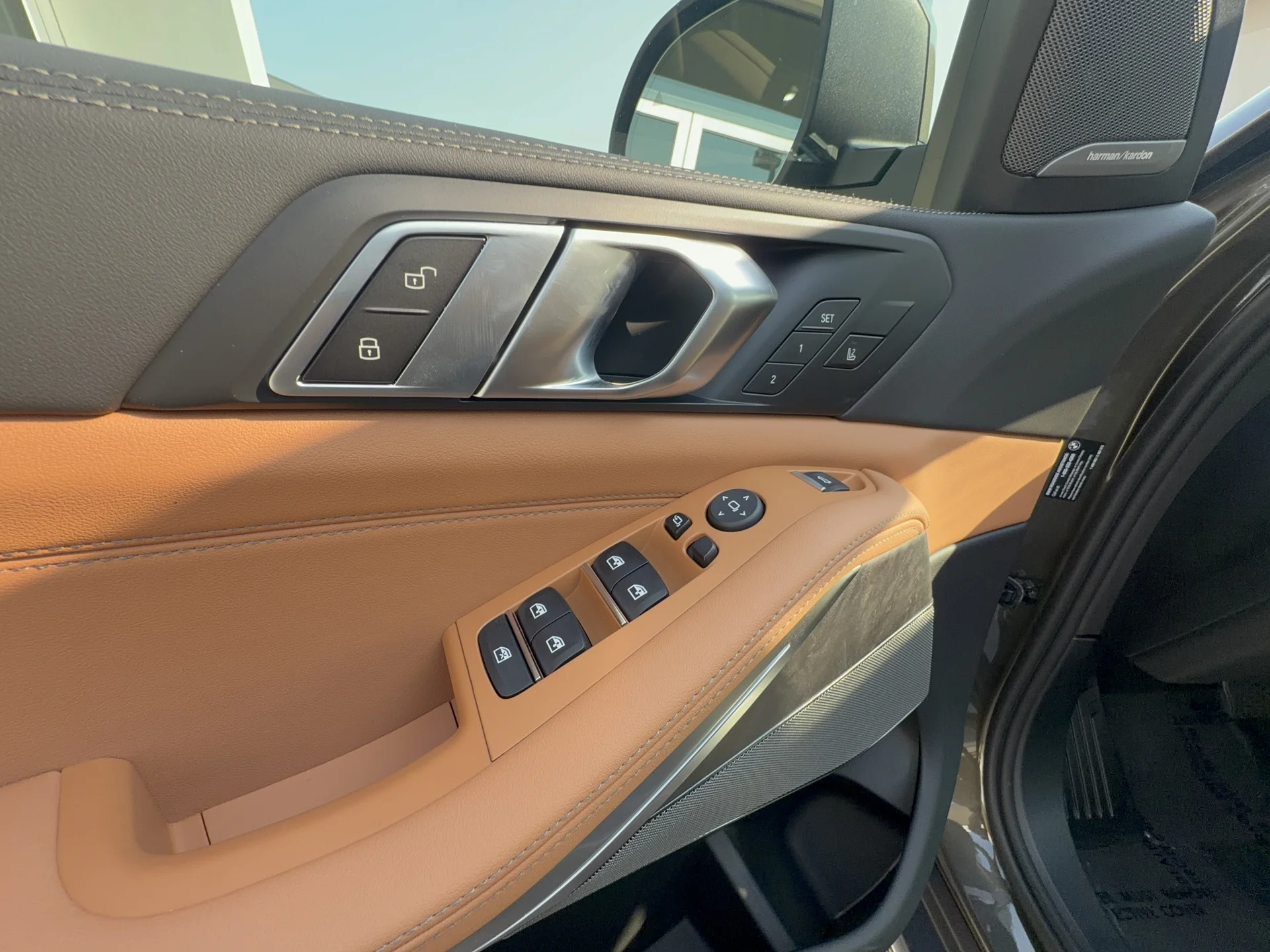 New 2026 Manhattan Green Metallic BMW xDrive40i image 10