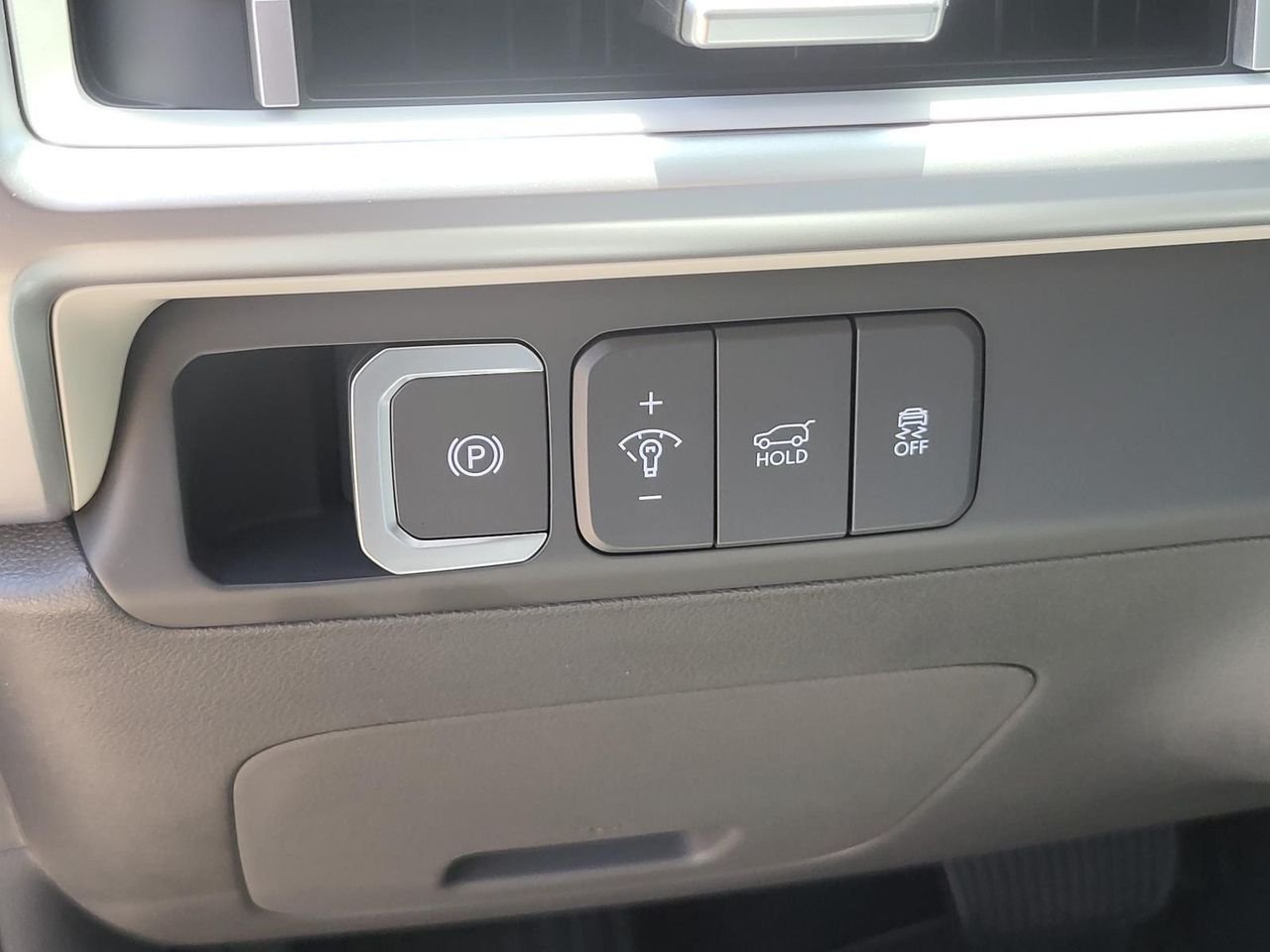 New 2026 Phantom Black Hyundai SE FWD image 16