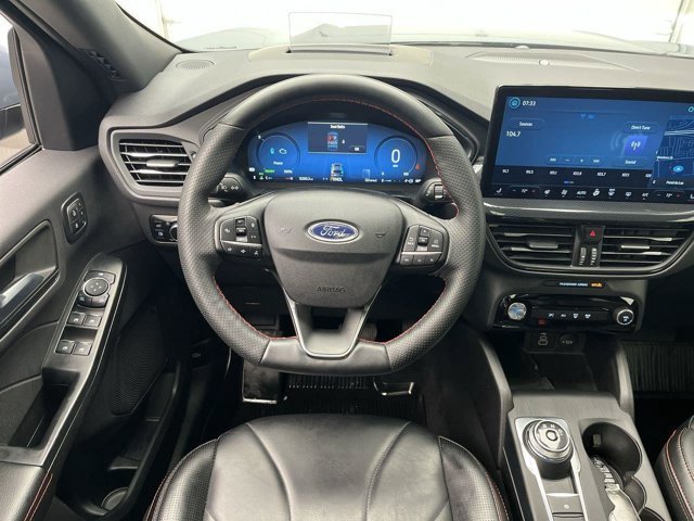 Used 2025 Vapor Blue Ford ST-Line Elite image 15